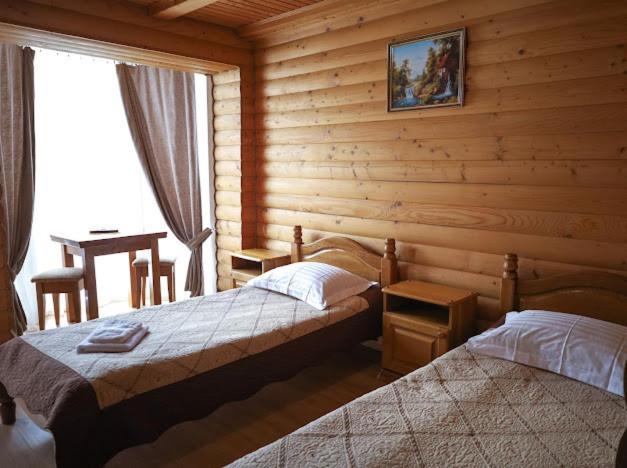 Greku Hotel Bukovel Ngoại thất bức ảnh