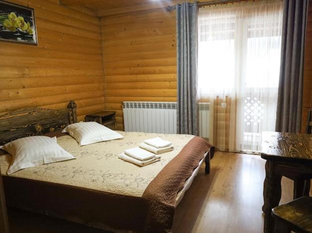 Greku Hotel Bukovel Ngoại thất bức ảnh