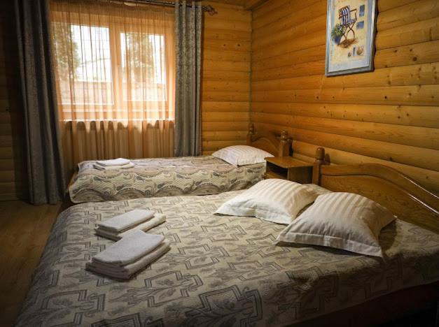 Greku Hotel Bukovel Ngoại thất bức ảnh