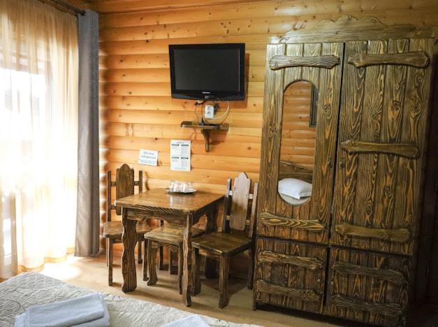 Greku Hotel Bukovel Ngoại thất bức ảnh