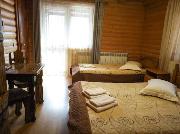 Greku Hotel Bukovel Ngoại thất bức ảnh