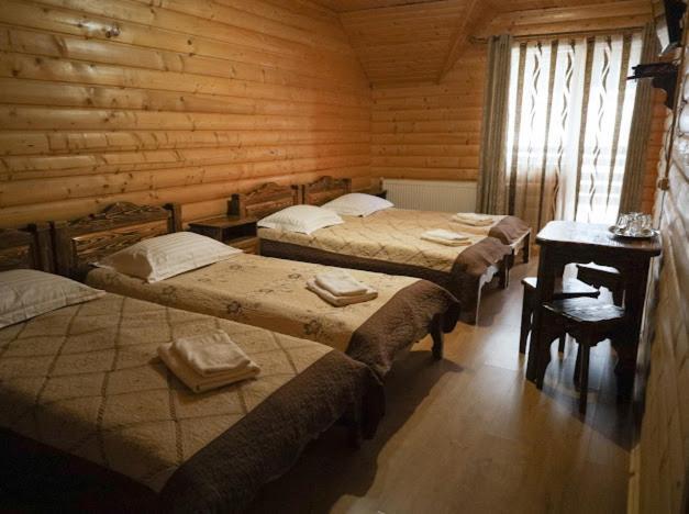 Greku Hotel Bukovel Ngoại thất bức ảnh