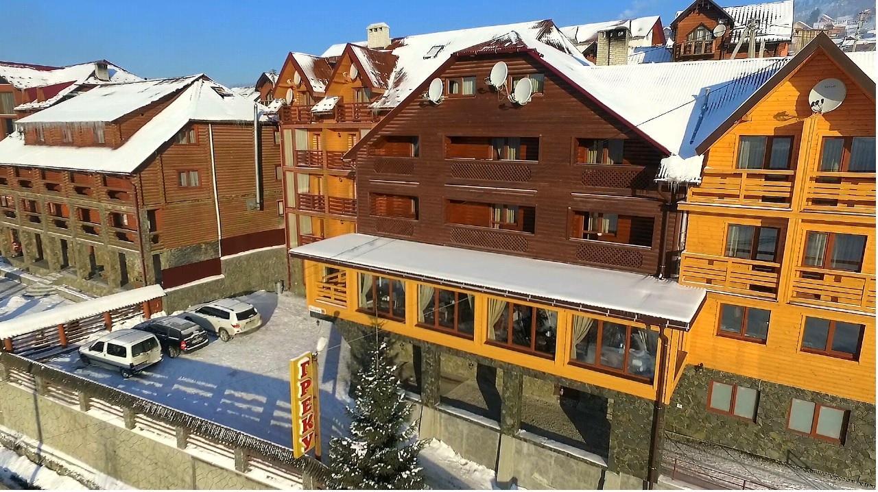 Greku Hotel Bukovel Ngoại thất bức ảnh