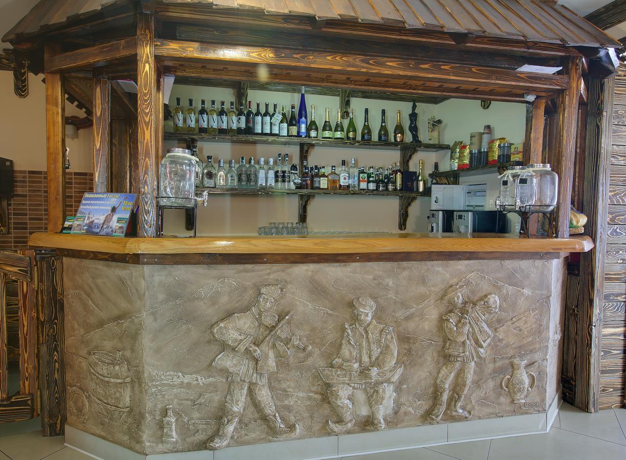 Greku Hotel Bukovel Ngoại thất bức ảnh