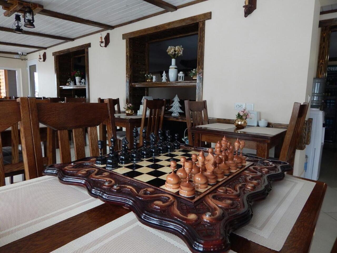 Greku Hotel Bukovel Ngoại thất bức ảnh
